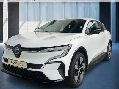 Usata Renault Megane E-Tech Equilibre 96 kW (131 CV) 2022 Bianco Berlina