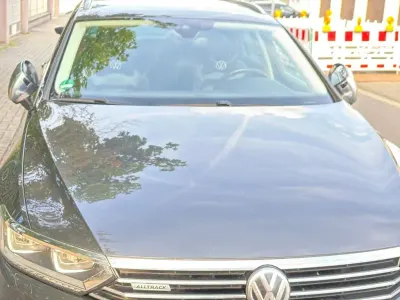 Gebraucht VW Passat Alltrack 190 PS (139 kW) 2018 Grau Kombi