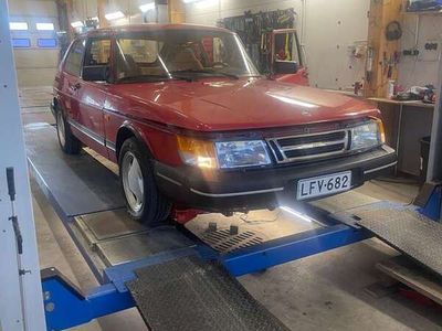 gebraucht Saab 900 i 2.1-16