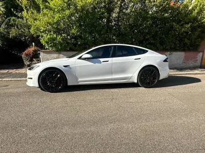 Gebraucht Tesla Model S Plaid 759 kW (1033 PS) 2023 Weiß Kleinwagen