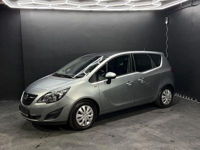Gebraucht Opel Meriva Color Edition 120 PS (88 kW) 2012 Silber Van / Kleinbus