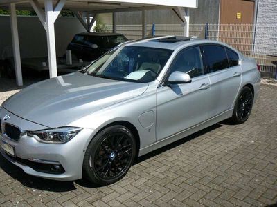 BMW 330e