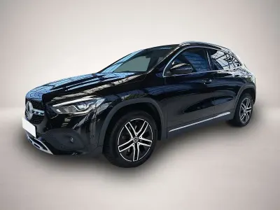Gebraucht Mercedes GLA200 Progressive 150 PS (110 kW) 2022 Schwarz SUV