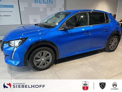 Second-hand Peugeot e-208 Allure 100 kW (136 CP) 2022 Albastru Hatchback