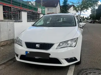 Gebraucht Seat Leon Ecomotive 110 PS (80 kW) 2016 Weiß Limousine