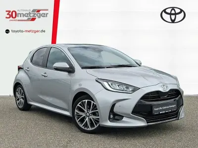 Gebraucht Toyota Yaris Style 131 PS (96 kW) 2024 Silber Kleinwagen