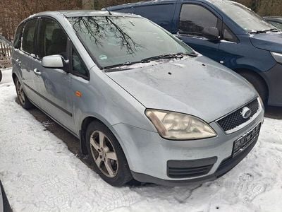 Silber Gebraucht 2005 Ford Focus Trend Kombi | 350 € (Guter Preis)