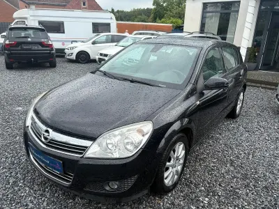 Gebraucht Opel Astra 116 PS (85 kW) 2007 Schwarz Limousine