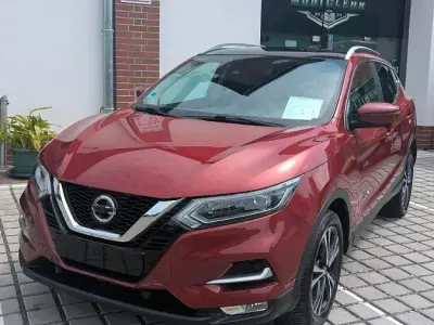 Gebraucht Nissan Qashqai Tekna 116 PS (85 kW) 2018 Andere farben SUV