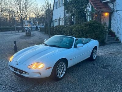 Gebraucht Jaguar XK8 284 PS (208 kW) 1998 Weiß Cabrio