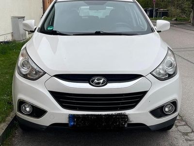Gebraucht Hyundai ix35 135 PS (99 kW) 2012 Weiß SUV