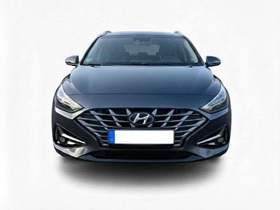 Grau Gebraucht 2022 Hyundai i30 Trend Kombi | 15.100 € (Fairer Preis)