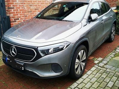Mercedes EQA250
