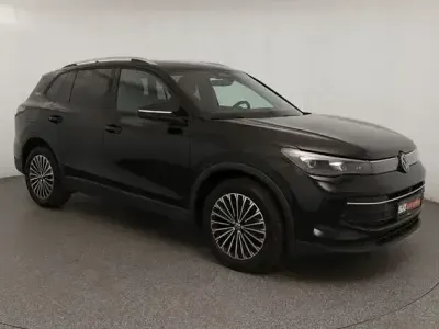 Gebraucht VW Tiguan Goal 150 PS (110 kW) 2025 Schwarz SUV