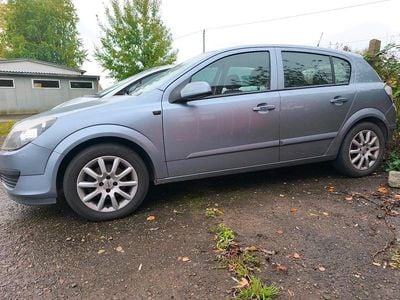 Gebraucht Opel Astra 90 PS (66 kW) 2006 Grau Limousine