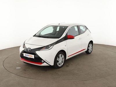 Gebraucht Toyota Aygo X-play 69 PS (50 kW) 2018 Weiß Kleinwagen