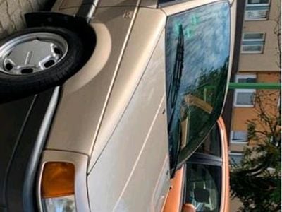 Gebraucht VW Passat 90 PS (66 kW) 1989 Gold Limousine