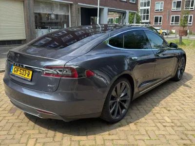 Second-hand Tesla Model S 2015 Gri Hatchback