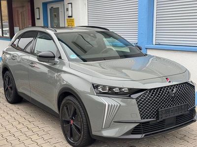Grau Gebraucht 2023 DS Automobiles DS7 Crossback Performance Line Plus SUV | 29.890 €