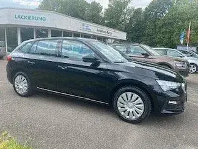 Gebraucht Skoda Scala Cool Plus 95 PS (69 kW) 2022 Blackmagicperleffekt Kleinwagen