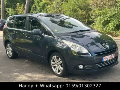 Gebraucht Peugeot 5008 Business-Line 163 PS (119 kW) 2011 Bleu bourrasque Van / Kleinbus