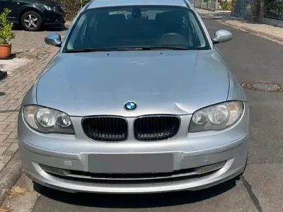 Gebraucht BMW 116 115 PS (84 kW) 2007 Silber Kleinwagen