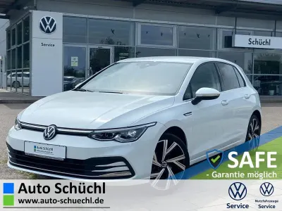 Gebraucht VW Golf VIII Active 150 PS (110 kW) 2024 Weiß Limousine