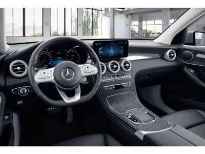Gebraucht Mercedes GLC300e 320 PS (235 kW) 2021 SUV