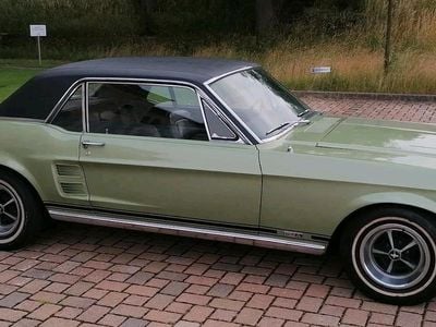 Gebraucht Ford V8 200 PS (147 kW) 1967 Grün Coupé