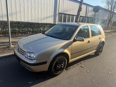 VW Golf
