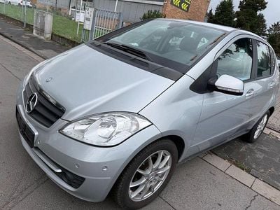 Gebraucht Mercedes A160 95 PS (69 kW) 2011 Silber Van / Kleinbus