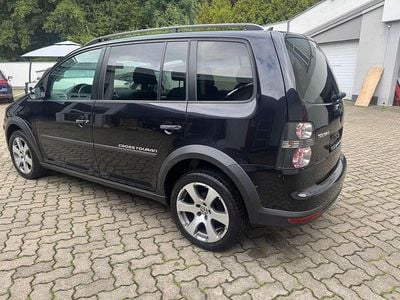 VW Touran Cross