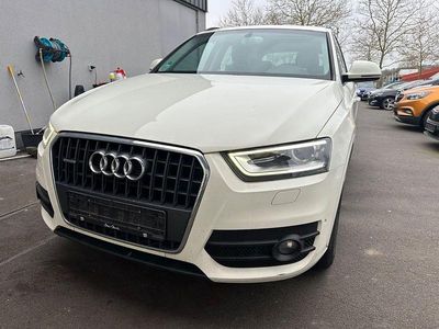 Weiß Gebraucht 2012 Audi Q3 Comfort SUV | 14.999 € (Fairer Preis)