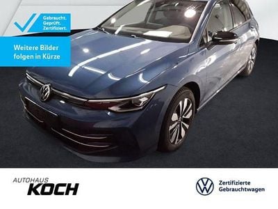 Gebraucht VW Golf VIII Goal 150 PS (110 kW) 2025 Anemonenblau metallic Limousine