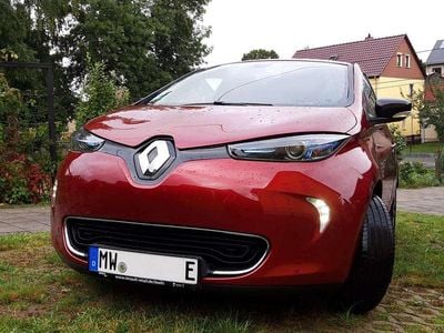 Rot Gebraucht 2017 Renault Zoe Intens Kleinwagen | 6.499 € (Fairer Preis)