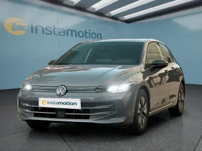 Gebraucht VW Golf VIII 150 PS (110 kW) 2025 Grau Kleinwagen