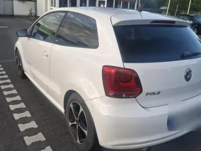 Gebraucht VW Polo 77 PS (56 kW) 2011 Weiß Kleinwagen