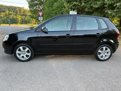 Gebraucht VW Polo 80 PS (58 kW) 2009 Schwarz Kleinwagen