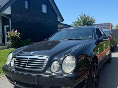 Mercedes CLK320