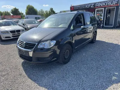 Gebraucht VW Touran United 140 PS (102 kW) 2008 Deep black perleffekt Van / Kleinbus