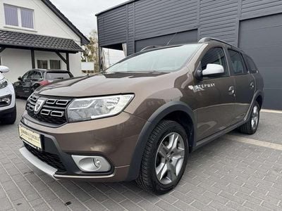 Gebraucht Dacia Logan Stepway 95 PS (69 kW) 2019 Braun Kombi