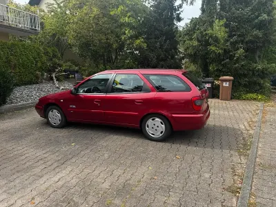 Gebraucht Citroën Xsara 90 PS (66 kW) 2000 Rot Kombi