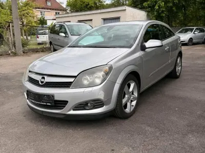 Gebraucht Opel Astra GTC 105 PS (77 kW) 2005 Silber Coupé