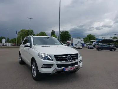 Gebraucht Mercedes ML350 258 PS (189 kW) 2013 Weiß SUV