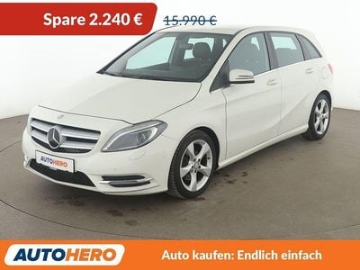 Gebraucht Mercedes B200 156 PS (114 kW) 2014 Weiß Van / Kleinbus
