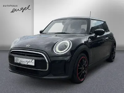 Usata Mini Cooper Essential 136 CV (100 kW) 2023 Nero Utilitaria