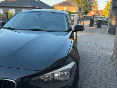 Gebraucht BMW 116 Sport Line 136 PS (100 kW) 2013 Schwarz Kleinwagen