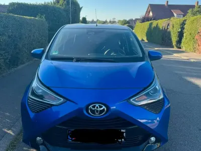 Gebraucht Toyota Aygo 72 PS (52 kW) 2019 Blau Kleinwagen