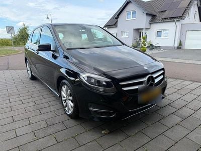 Mercedes B180