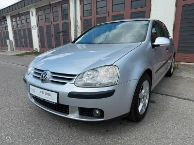 Gebraucht VW Golf V 105 PS (77 kW) 2006 Silber Kleinwagen